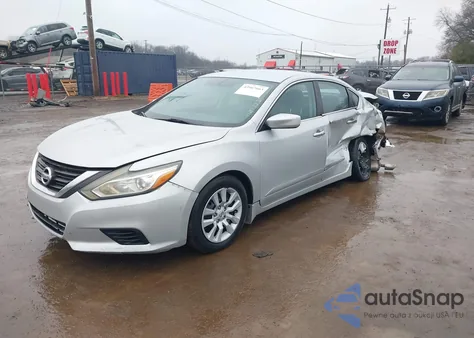 2016 Nissan Altima 2.5 S z USA, uszkodzony, nr VIN 1N4AL3AP8GN330965